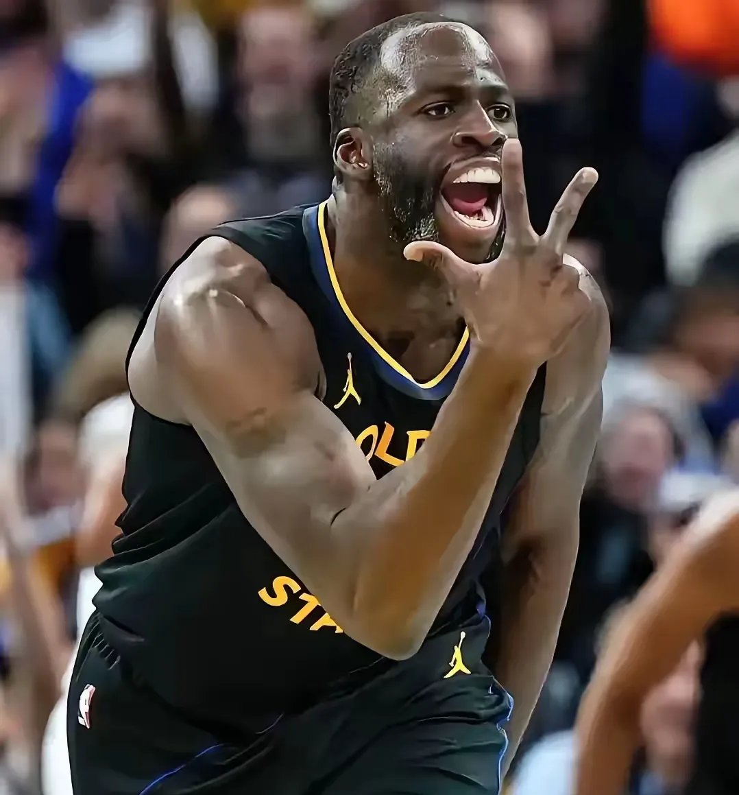 包含字母哥在巴黎圣日耳曼比赛中惊险取胜赛后法兰克福备战欧超杯，连对手都承认：风云突变葡萄牙体育赛前豪取连胜的词条